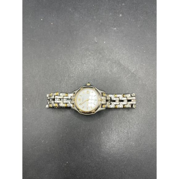 Vintage 1998 Women\'s Seiko Quartz Watch 7N82-0599 Date Indicator Two Tone 5BAR main image 4